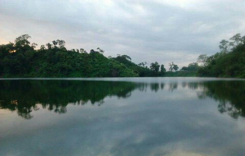 faisal_wc's tweet photo. Boga Lake (2,100 feet high above sea level), Bandarban, Bangladesh. https://t.co/ZfWe0y8PsG