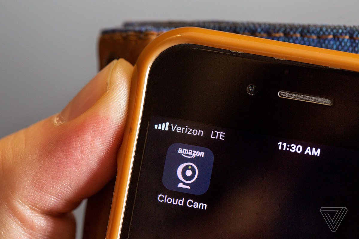 simpletechman's tweet image. #AmazonCloudCam checks all the right boxes at a very nice price bit.ly/2m6COEy #TechNews #SmartHome #InternetOfThings