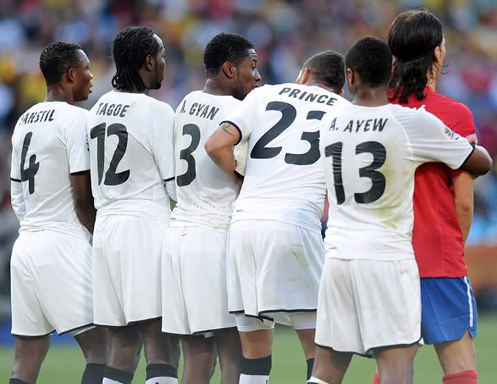 Images_Image's tweet photo. A Happy Birthday Prince Tagoe (#PrinceOfGoals).
We at Images Image celebrate you with these images of your moments in action for @ghanafaofficial at the @FIFAWorldCup 2010 in Pretoria, South Africa against @Serbia. #HBDPoG @KPBofficial @AyewAndre @Freddie_GH @Asabob20 @Aborry25 https://t.co/fkzsqd0SxU