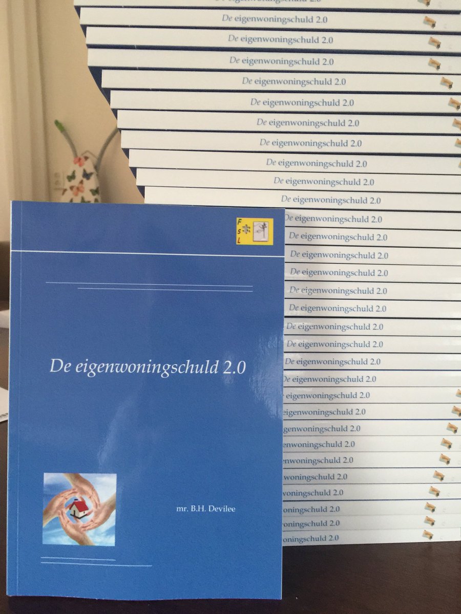 belastingkanjer's tweet photo. De boeken zijn binnen, morgen de eerste 32 bestellingen inpakken en versturen! #eigenwoningschuld https://t.co/FYzNTWzQgp