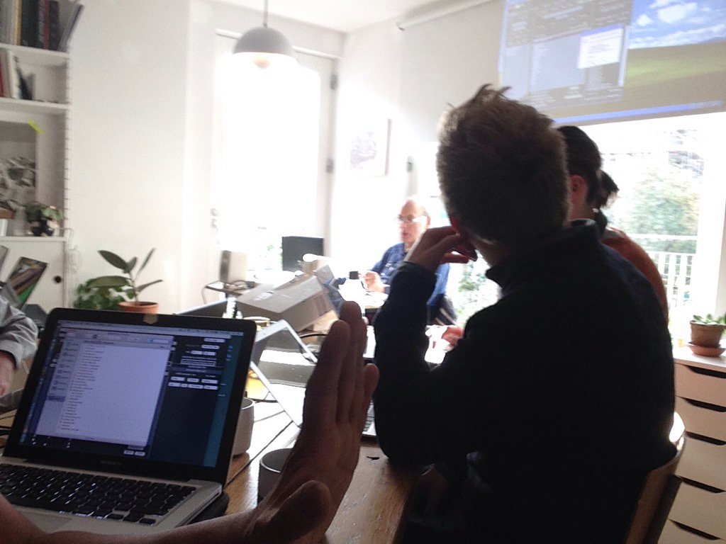 PoulomiDesai's tweet photo. Big thanks to @kammer_klang for  the brill workshop today with Trevor Wishart #composing #sonictreats #soundart https://t.co/uGZXnDzcwq
