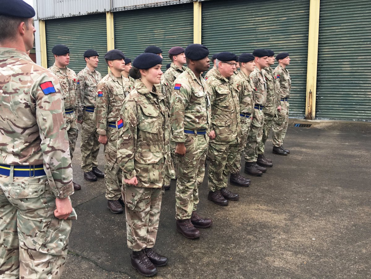 armyeastengland's tweet photo. #Nottingham Gunners from #1RHA have spent the day practising their drill. See them firing their Light Gun at @NottmCastle on Armistice Day and Remembrance Sunday @LestWeForgetUK @NottinghamRocks https://t.co/EjRL6s8XbM