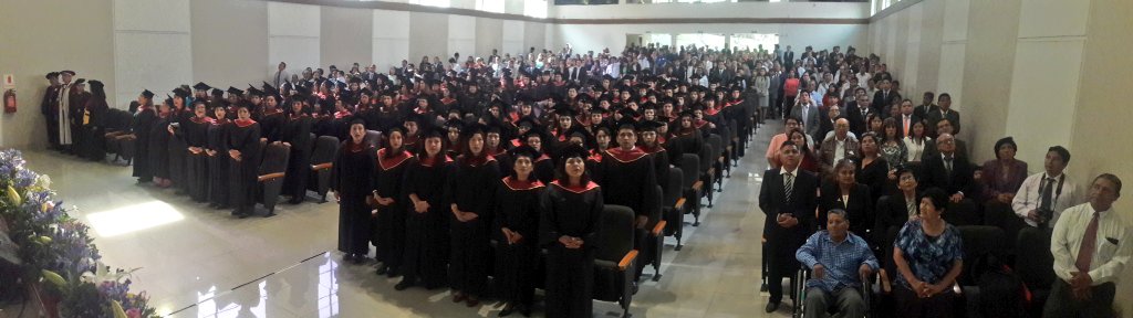 Ceremonia de Titulación 2017 
#UPeU #JuntosLogramosTusSueños