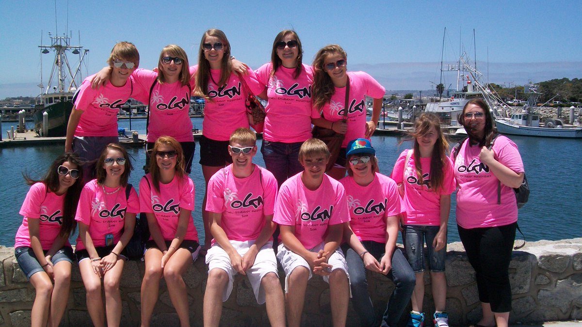 bfcstudents's tweet photo. #ThrowbackThursday to a 2011 summer missions trip to California to share the Gospel! #bfcstudents https://t.co/RIFmlBOIq2