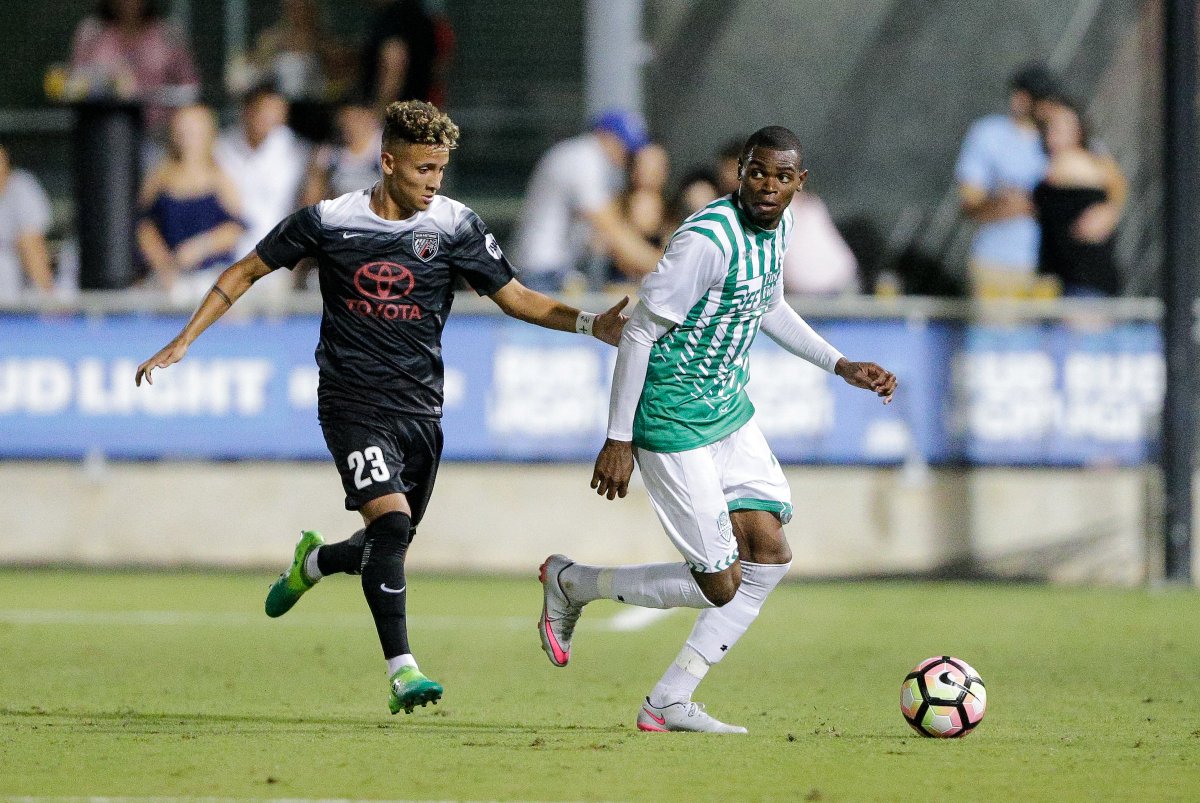 ElEnergyFC's tweet photo. ✌🏼✌🏼 Anthony Wallace en 2017

⏰ 2,940 minutos jugados
📈 70% de efectividad en tackleos
🚧 64 intercepciones
👟 65 despejes https://t.co/CImgqPeBXg