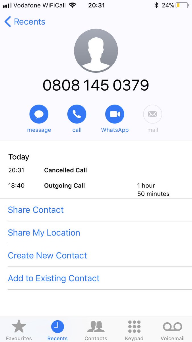 AmandaHaines88's tweet photo. @AskHalifaxBank can u tell me why when I ring up for help, u can leave a cust on hold for 1.50hr then answer &amp;say you’re too busy call mon https://t.co/JbfHcL4hg6