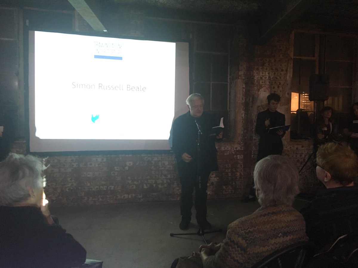 FreefromTorture's tweet photo. Simon Russell Beale speaks at this evening’s #LineUnderTorture live auction. After some furious bidding in the room, there’s now less than 30 minutes left in our online silent auction: https://t.co/Q5FGAmGXlp https://t.co/LhJgaA76Vh