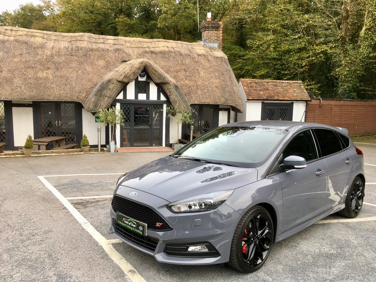 Touch_of_gloss's tweet photo. #focusST3 after a #newcardetail and finished with #KubeBond #nanox 12 month coating
#detailing #eastbourne #hailsham #bexhill #sussex #touchofgloss #glossygoodness https://t.co/z83kfRh6jg