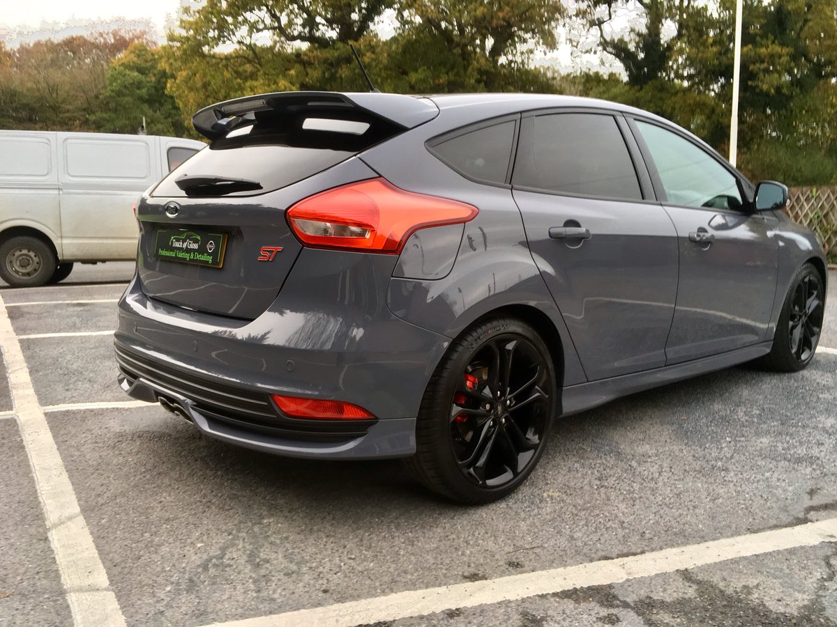 Touch_of_gloss's tweet photo. #focusST3 after a #newcardetail and finished with #KubeBond #nanox 12 month coating
#detailing #eastbourne #hailsham #bexhill #sussex #touchofgloss #glossygoodness https://t.co/z83kfRh6jg