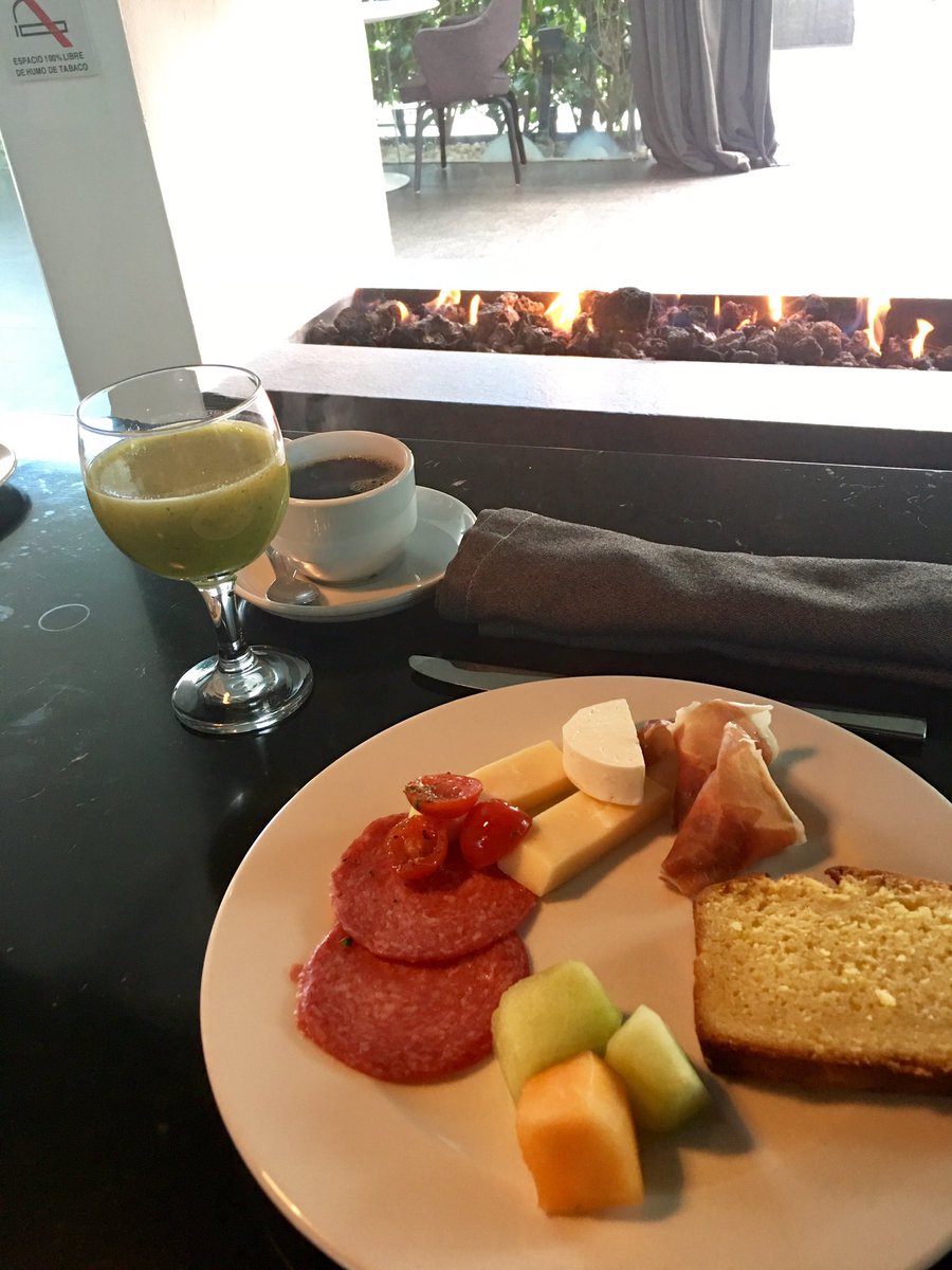 SarahHochMex's tweet photo. ¡Absolutely nothing like starting your day en @distritocapital! #HotelDistritoCapital @GRUPOHABITA @giffmx @PRENSAGIFF https://t.co/UBg8O7xDjt