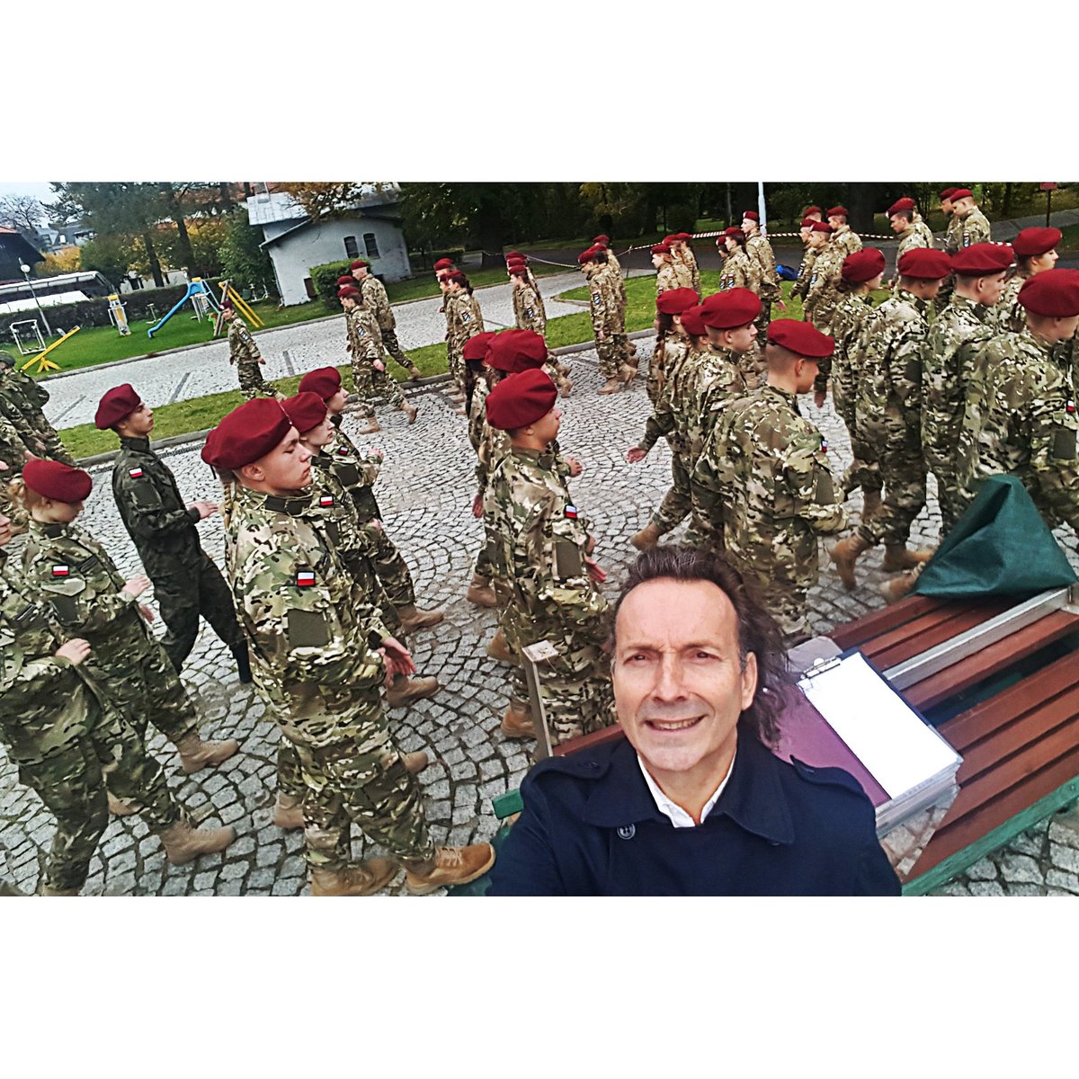 collectingsmile's tweet photo. #worldsmilearchive #smilecoaching #integration #akademia #musztra #sopot #wojsko #polskie #liceum #mundurowe #military #feniks https://t.co/gR7iAuNcP9