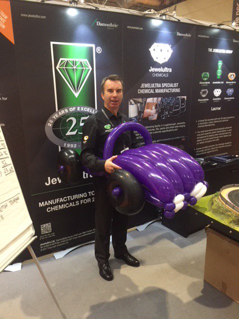 DiamondbriteUK's tweet photo. Fantastic day on the #Diamondbrite stand at #AMLive2017 We've had some great conversations and exciting talks about the Motorcycle Range and our Carbon Class Premium #CarCare Range! https://t.co/BxQdnSMKuA