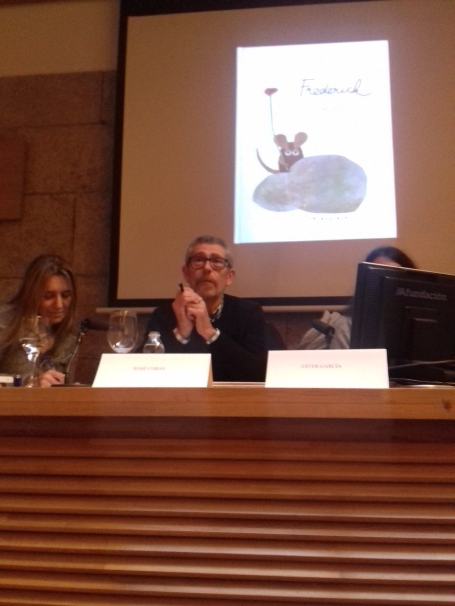 EditorasGalegas's tweet photo. Quenda para #XoséCobas na mesa redonda #Olladasilustradas no #SimposioAGE17 https://t.co/I56VsUsnHL