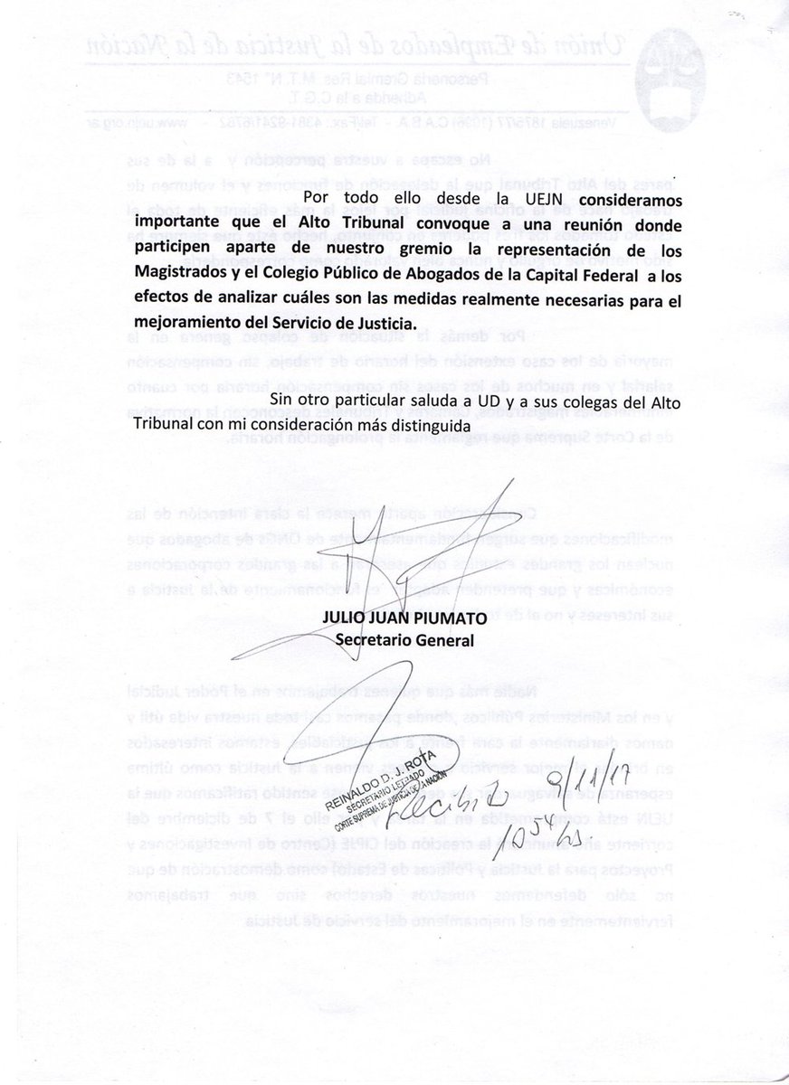 ANTE LAS DESACERTADAS EXPRESIONES DEL PRESIDENTE DE LA NACIÓN: ENVIAMOS NOTA AL
PRESIDENTE DE LA CORTE DR. RICARDO LORENZETTI, PARA Q CONVOQUE UNA REUNIÓN DONDE PARTICIPEN UEJN, ASOC. DE MAGISTRADOS Y C. PUBLICO DE ABOGADOS  C.F. PARA EVALUAR MEJORAS EN LA JUSTICIA <a href="/JulioPiumato/">Julio Piumato</a>