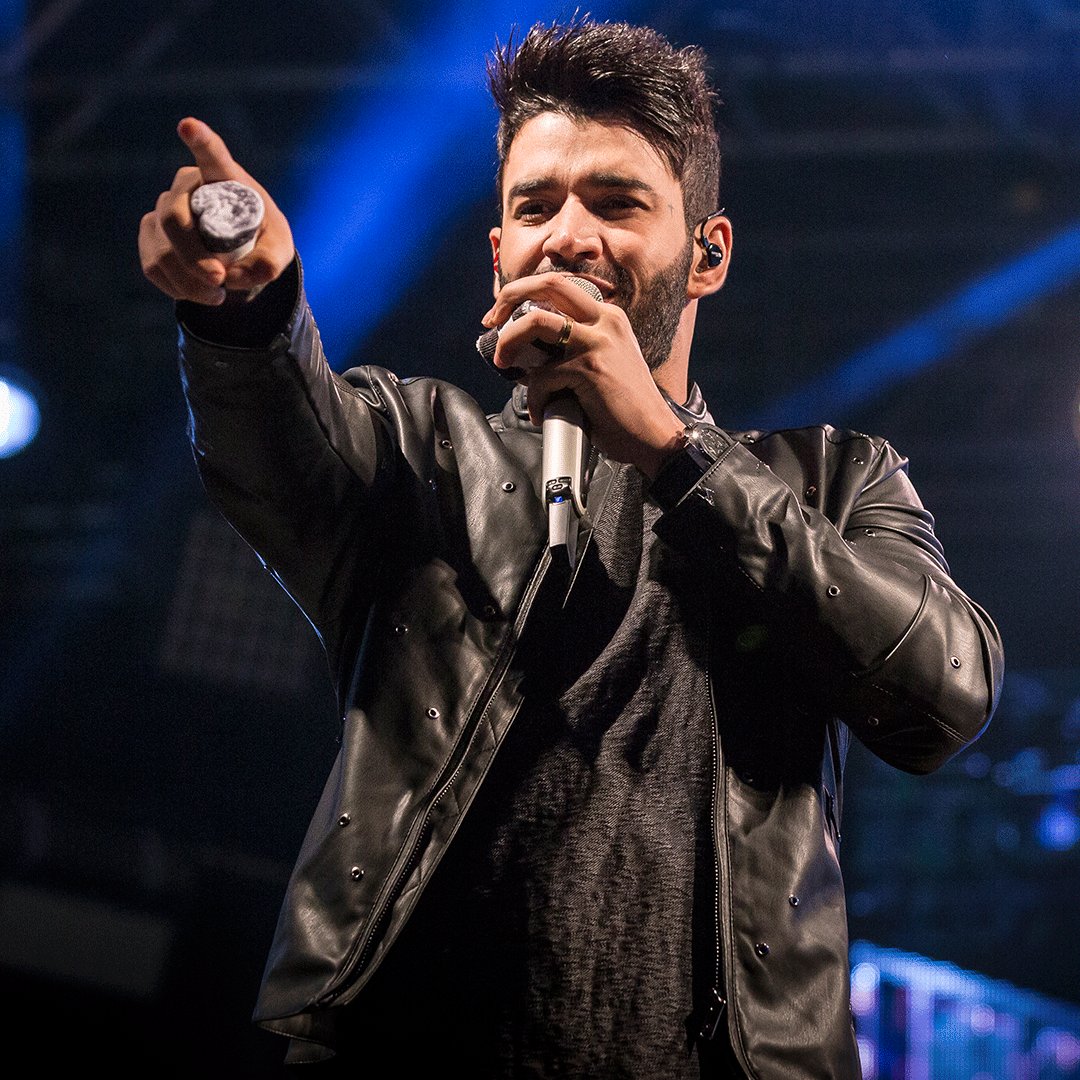 gusttavo_lima's tweet image. As fotos do mês de Outubro já está disponíveis no meu site pessoal! Confere lá 😗 gusttavolima.com.br/fotos/
