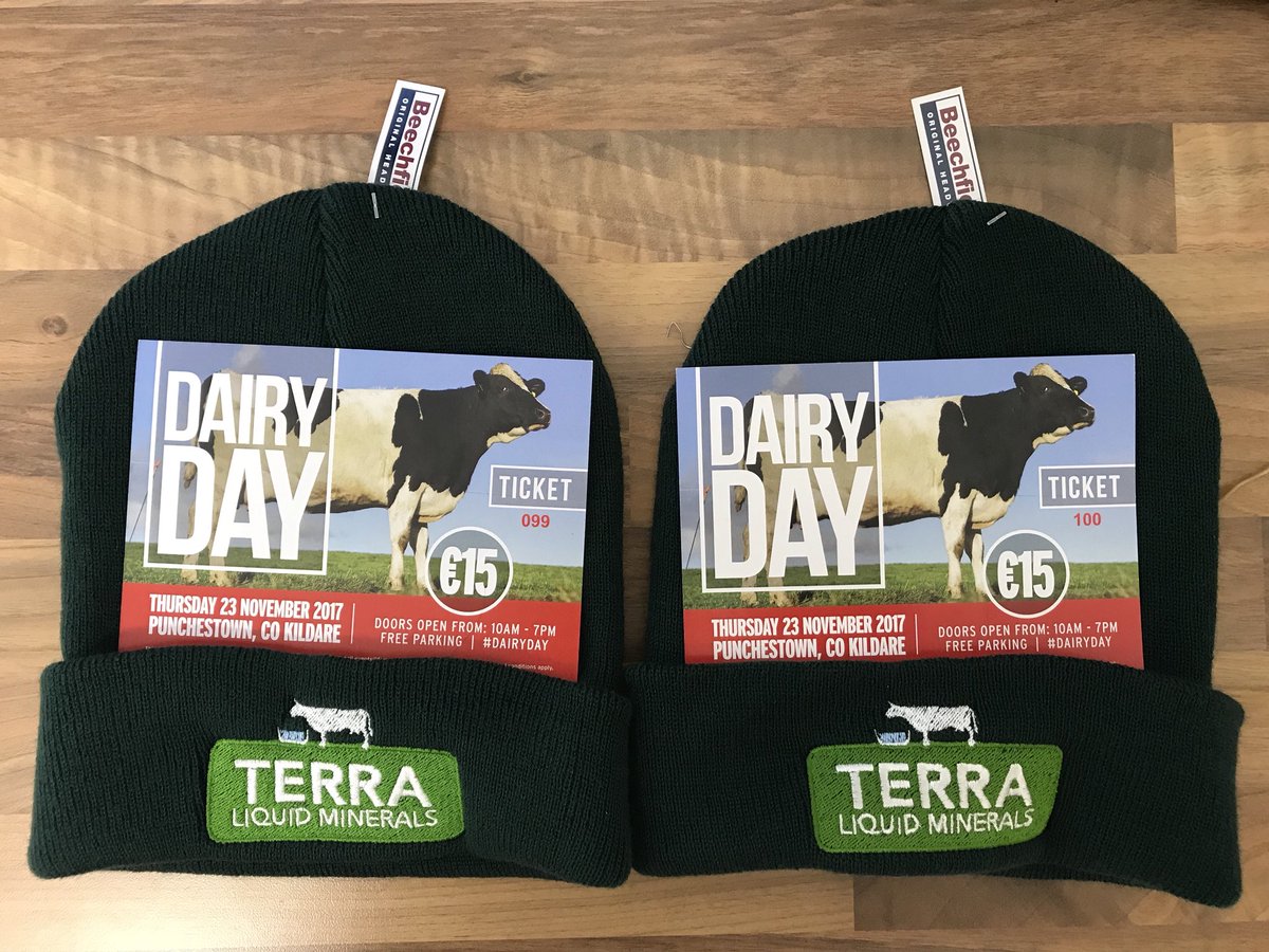 Like and retweet to win 2 tickets  (and hats!)to the Dairy Day on November 23rd
