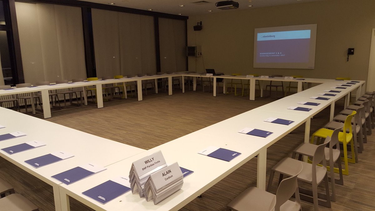 vkwlimburg's tweet photo. All set voor de ontvangst van gastspreker Johnny Thijs. Werkgroepen MT 3 en 4 vergaderen daarvoor uitzonderlijk samen. #ondernemenversterktlimburg https://t.co/2MhvAXMTfj