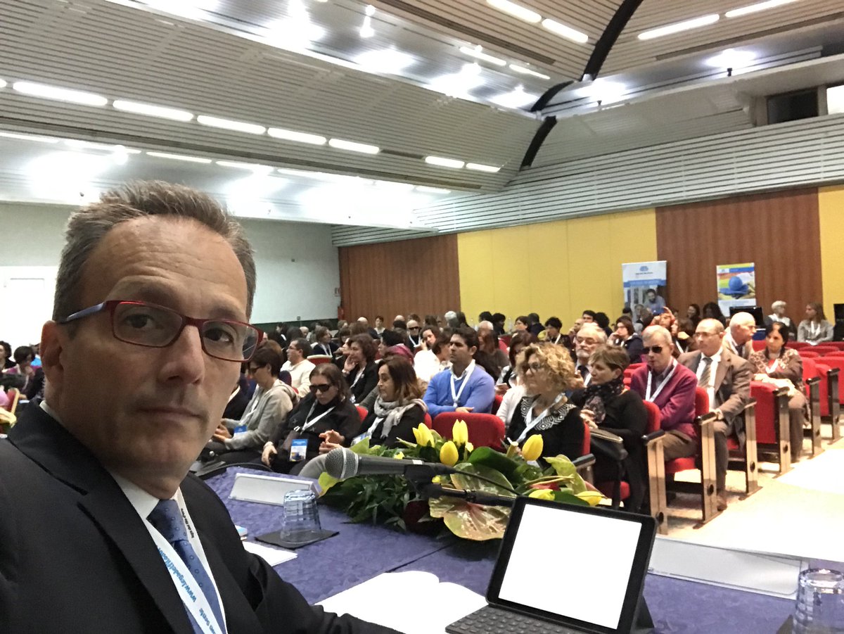 francescorusso's tweet photo. Da Abano Terme la conferenza nazionale delle persone sordocieche lancia un appello alla presidente @lauraboldrini e a tutti i deputati: approvare in questa legislatura la legge #LIS votata al @SenatoStampa! @LegadelFilodOro https://t.co/cFwmuRZFIY