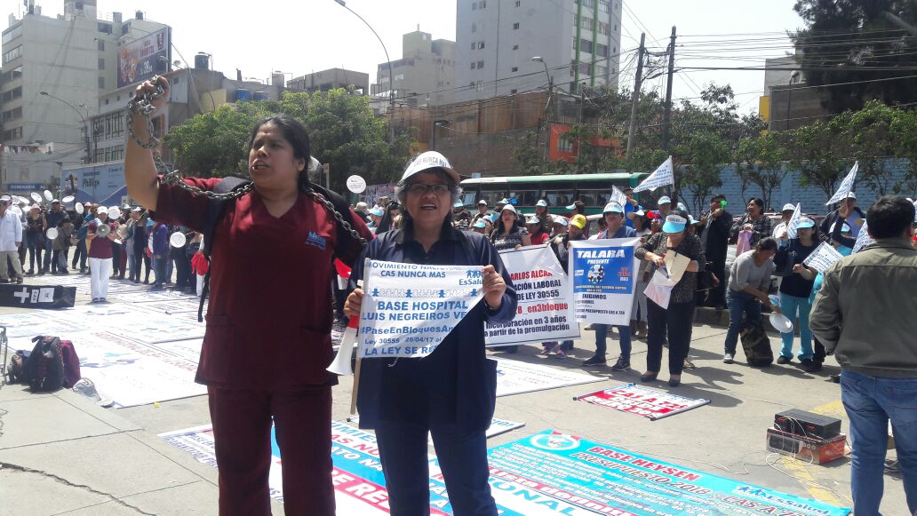 Dorina20392539's tweet photo. @EsSaludPeru @MTPE_Peru @augusegui @Cas_a_728 exigimos#1BloqueAnual #AprobacionDePresupuesto para #Ley30555 PLANTON por nuestro FAMILIAS👫 https://t.co/M9Vy7IpEaN