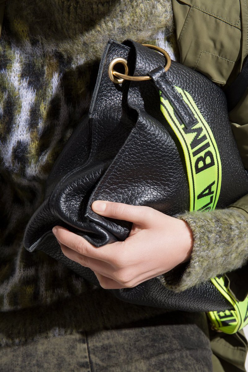 bimbaylola's tweet photo. CHOOSE A COLOR, FIND YOUR BAG! #thisisSPEED | Rocky collection available at https://t.co/jvhFu0bSp6 https://t.co/OgQaS8hx07