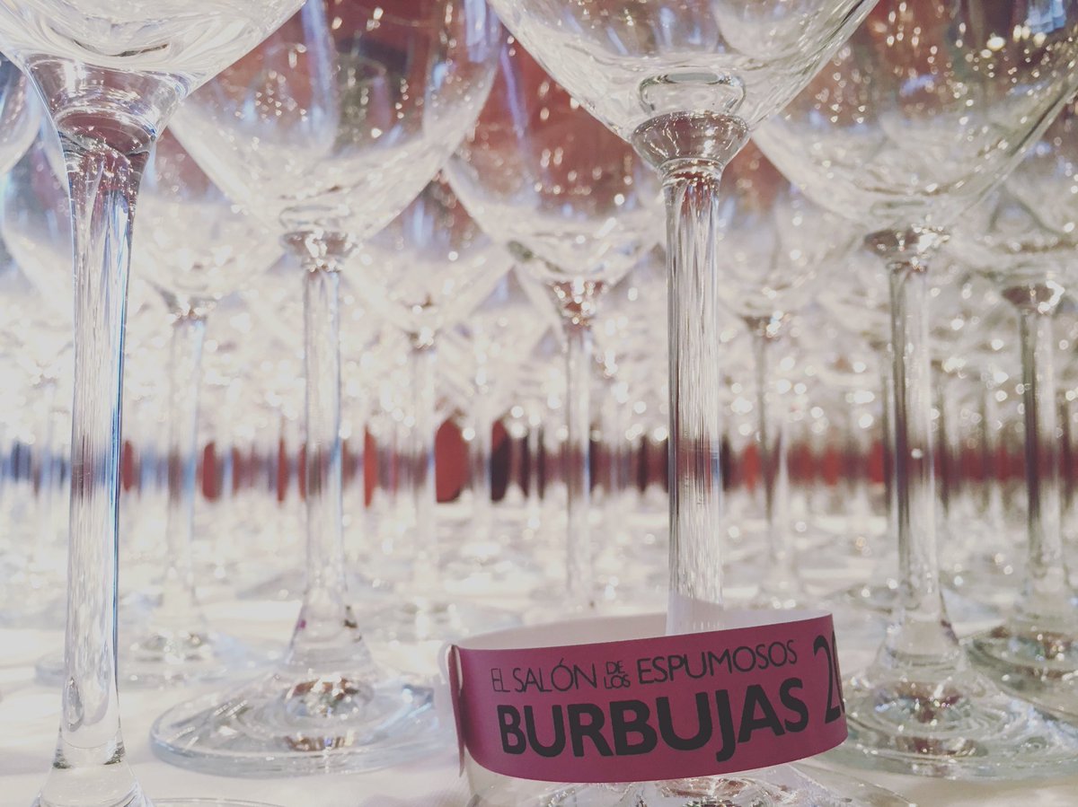 gustatiogastro's tweet photo. Comienza la sesión de tarde de Burbujas. Abrimos al público a las 18:30h. El evento más chispeante del otoño. 🥂🥂🍾🍾 https://t.co/Z5GD6sj46L