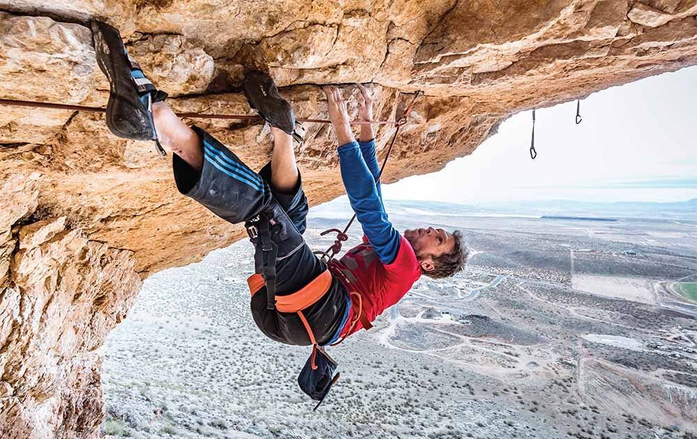 Climbing 5.14 at 61 years old. How's that for Thursday motivation? buff.ly/2zpzWbh