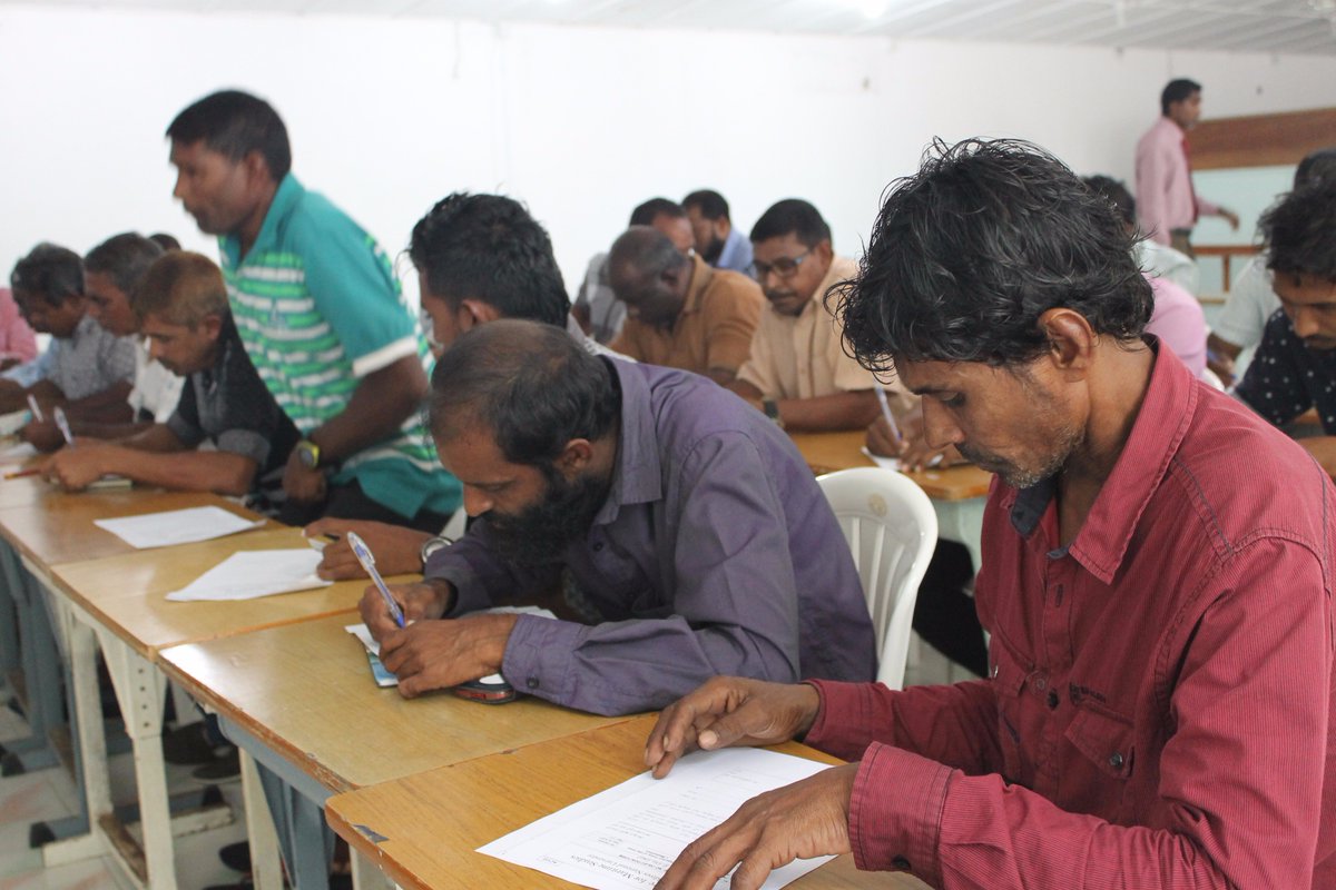 MBDCouncil's tweet photo. @CentreformaritimeStudies  aai @hmci397  aai gulhigen 1 mas dhuvahuge Costal Nevigation Courheh Feshigen kuriah ebadhey https://t.co/K1ny7WhETJ