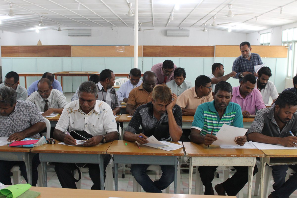 MBDCouncil's tweet photo. @CentreformaritimeStudies  aai @hmci397  aai gulhigen 1 mas dhuvahuge Costal Nevigation Courheh Feshigen kuriah ebadhey https://t.co/K1ny7WhETJ