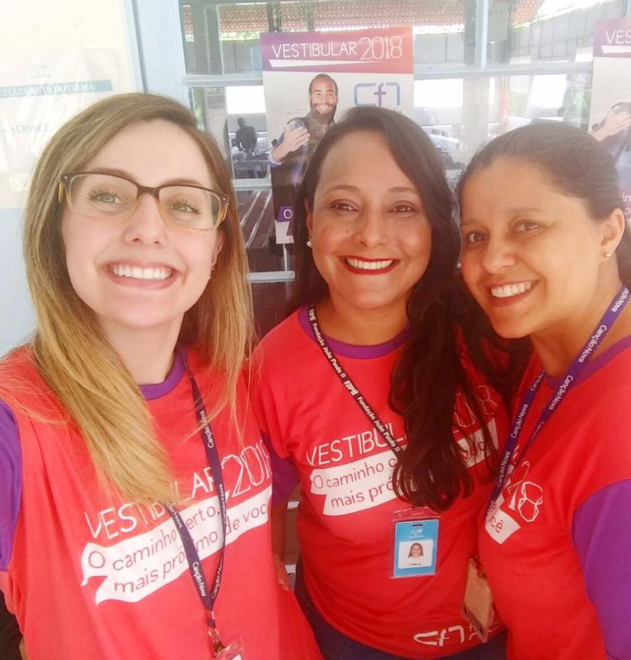 faculdadecn's tweet photo. Hoje foi realizada a divulgação do Vestibular 2018 da @faculdadecn no refeitório da @cancaonova 😊🙏🏼 #vestibular2018 #faculdadecn #cancaonova https://t.co/cnxbi0pGPW
