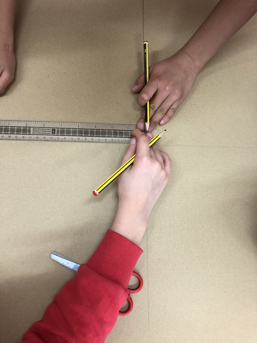 MissDare1's tweet photo. I wonder what construction has been taking place in Year 5 today with our fabulous artist. #hotham #art #foodtopic https://t.co/29s3tOYP7n