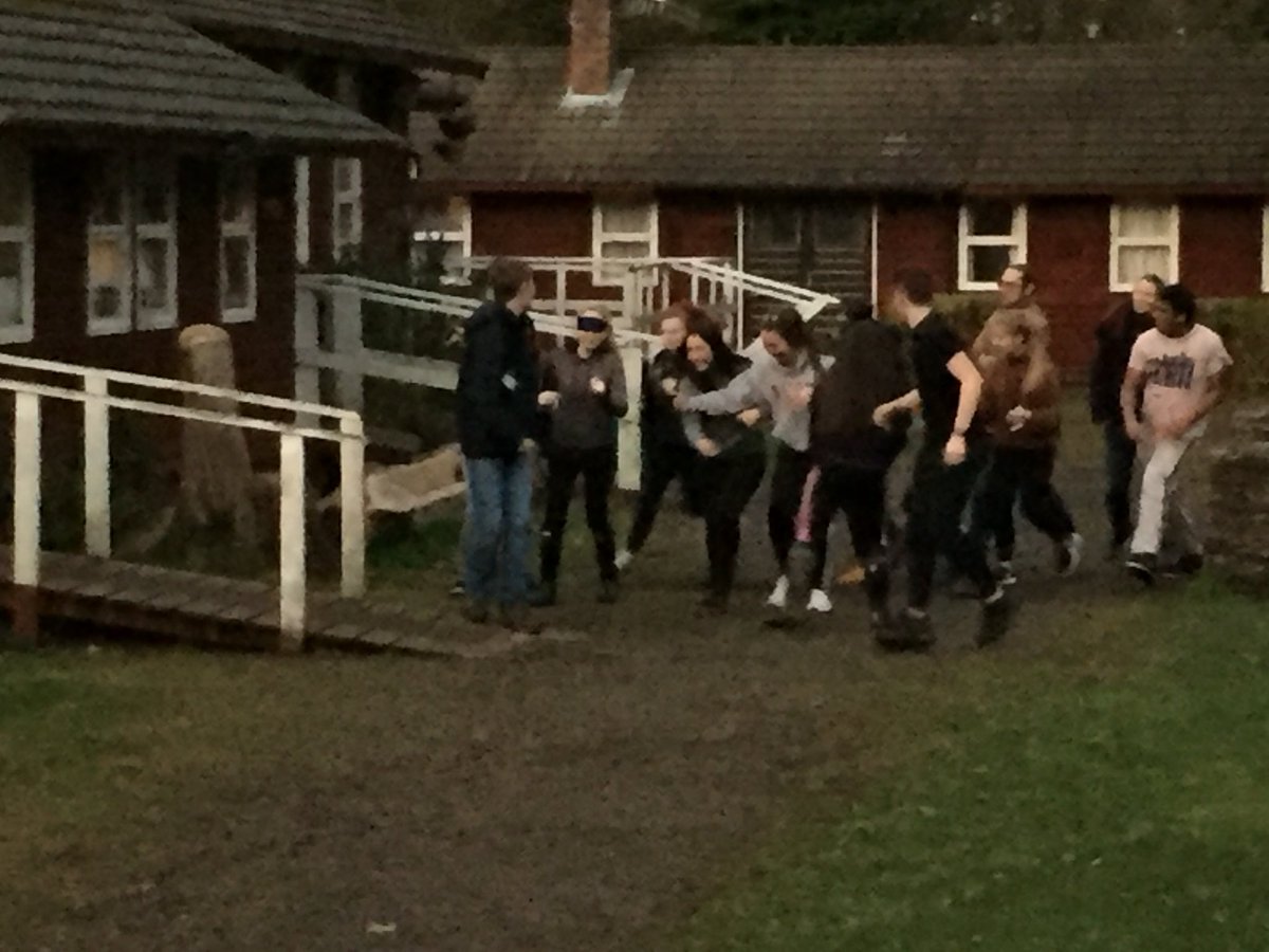 SPTAHS_RE's tweet photo. Learning about the importance of trust, communication and patience #S6Retreat #fromsimontopeter @rcagyouth @SPTA_HS https://t.co/IXoR0zyCCN