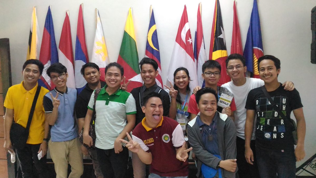 jj_lmrd's tweet photo. I am feeling separation anxiety because of you, guys. That's why i so hate goodbyes. 'Til we meet again. IMY.
#VillaLuisWarriors #AYF2017 https://t.co/UgpjIDy0yi