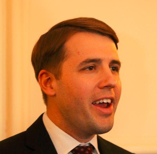 Chris Pappas announces run for Congress, joins a crowded field of candidates in the 1st District: ow.ly/d64r30gtc3v #NH01 #NHpolitics