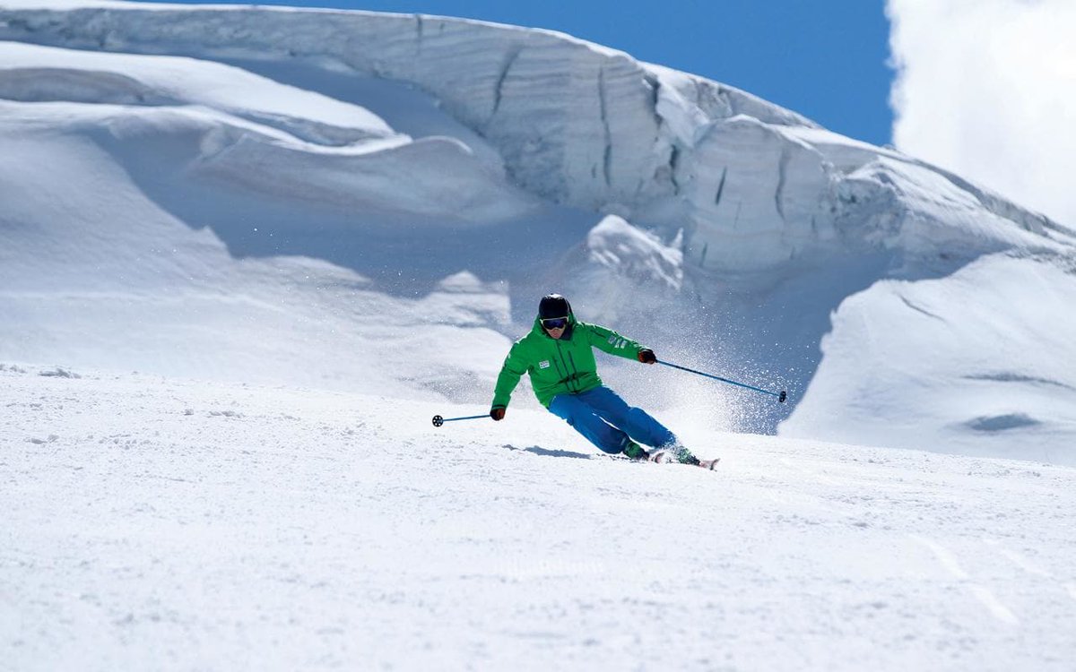 Telegraph Ski & Snow tweet media