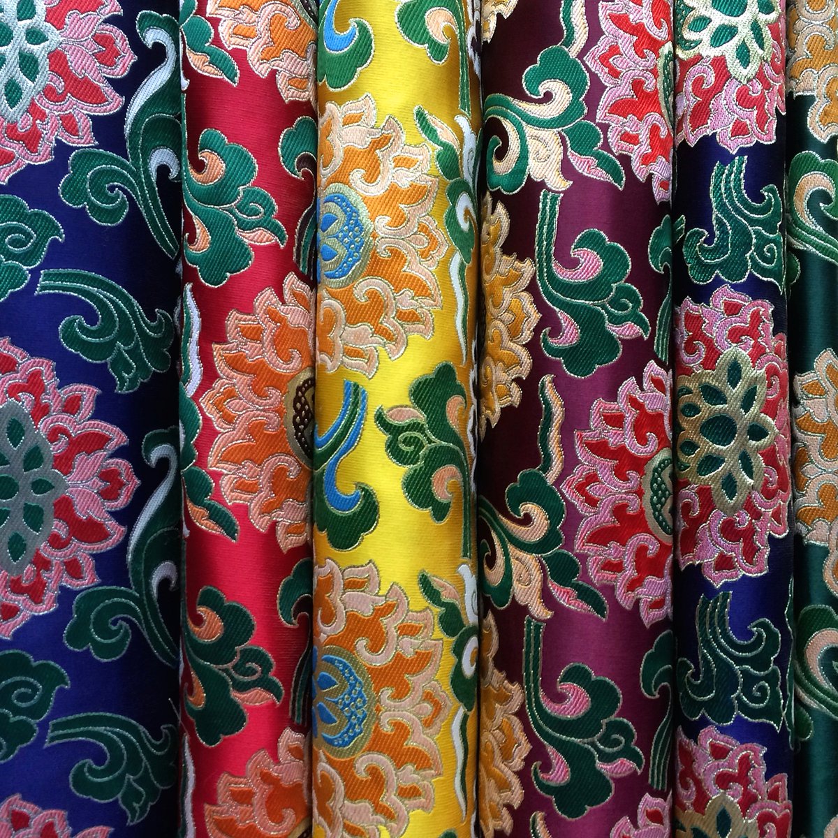 kaligarh's tweet photo. Kathmandu is filled with colour. https://t.co/4uDBtsQHad