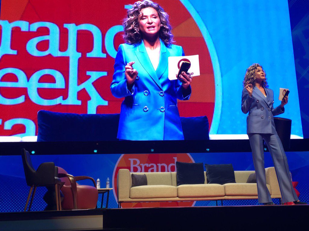 esraoflazguvenk's tweet image. Bugünkü #BrandWeek2017 #LegendsofEntertainment "TV dünyası evrimleşiyor"panelindeki konuşmamdan🙏📺📡🎬