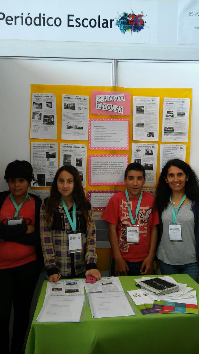 maxiperet's tweet photo. La Escuela 501 de Bolívar está en la #feriaBA2017 presentando el proyecto Nuestro Periódico Escolar https://t.co/Eq4B1ykmz3