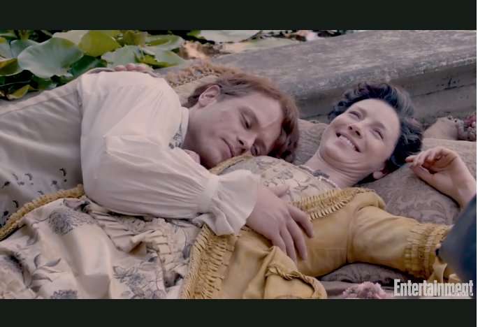 ClanLallybroch's tweet photo. Es el vestuario del baile del gobernador, un Easter Egg de la ropa de París #outlander El reportaje incluirá info de la T4! https://t.co/f6s3Xt7AEd
