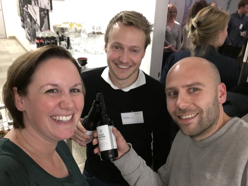 Debbie Veeke tweet media