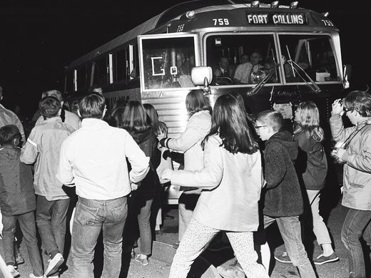 PoudreFbBooster's tweet photo. POUDRE STUDENTS GREET BUS OF 1969 POUDRE FOOTBALL STATE CHAMPIONS #PoudreistheBest #PoudrePower #tbt https://t.co/46khbIKVFD
