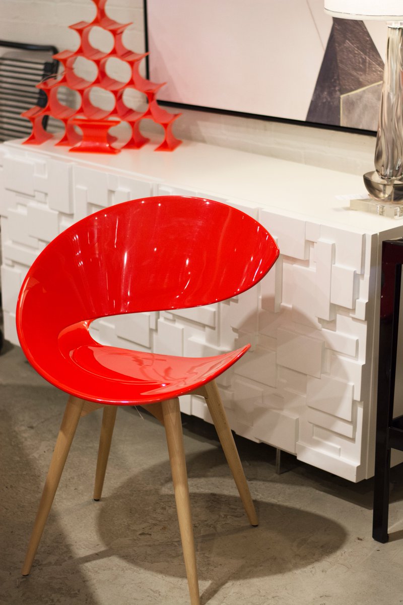 PerLoraHome's tweet photo. Make a statement. #PerLoraStyle https://t.co/leTdxz3mYs