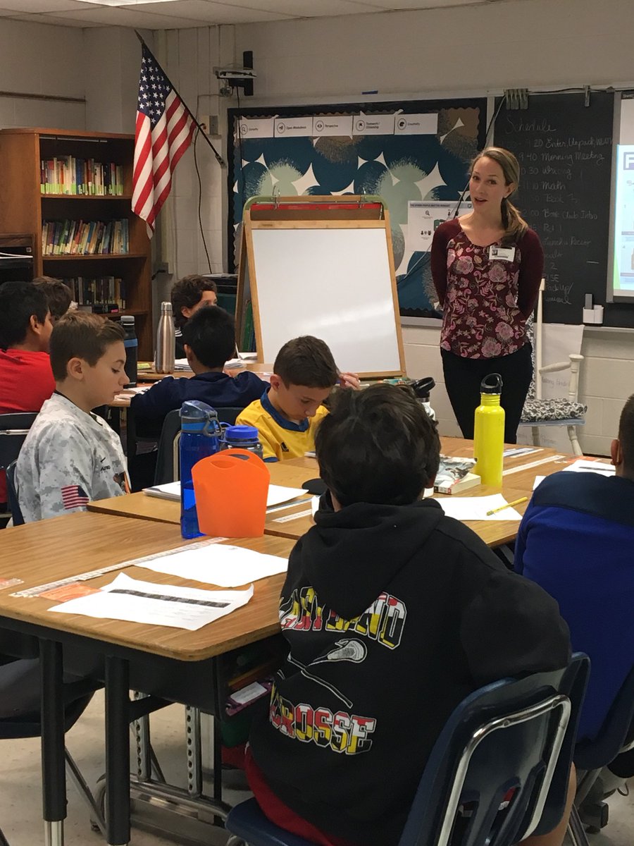 LouiseArcherES's tweet photo. Thank you parent experts for your presentations! #healthfair2017 https://t.co/jddM0xCuam