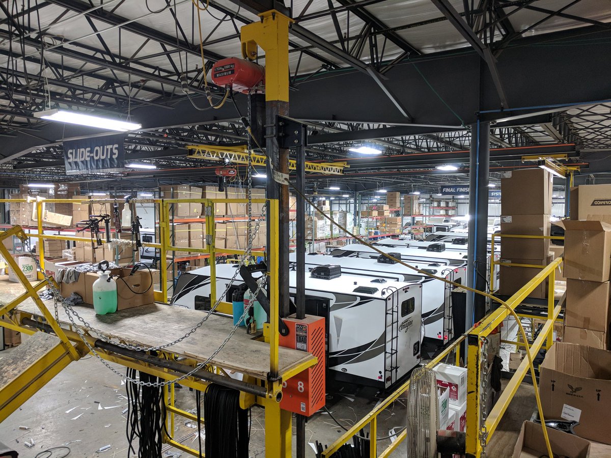 crazeeadventure's tweet photo. Touring Grand Design RV
Imagine factory
Stay tuned will be going through a number of Grand Design RV Factories
@granddesignrv #rv #RVLife
#Rvliving #rvlife #rvfuture #rvfulltimer
#rv #traveltrailers #granddesignrv #RVAdventures #reflectionrv
#imaginerv
#OurCrazeeAdventure https://t.co/qLer6x6vyY