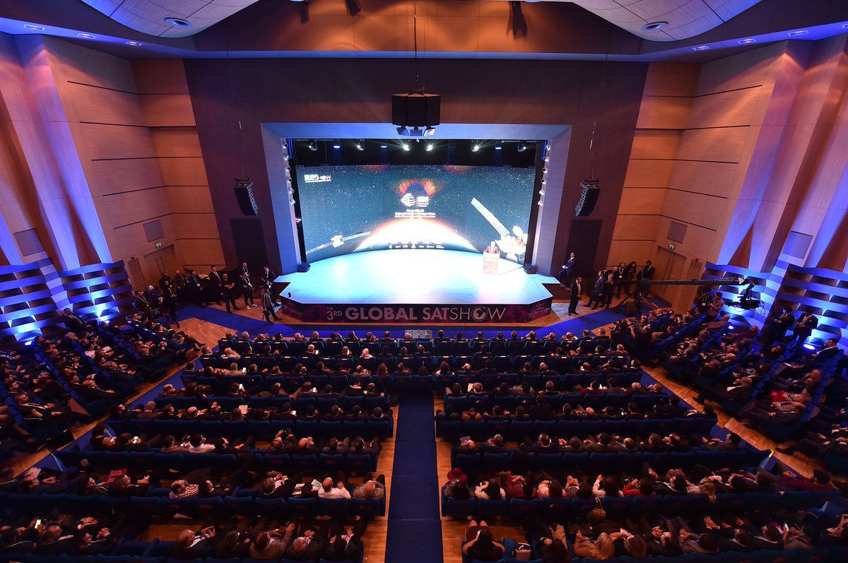 PiaSahne's tweet photo. Uydu ve uzay sektörünün önemli gelişmelerinin değerlendirildiği uydu konferansı, sergi ve ödülleri kapsayan 3. Global SatShow  Haliç Kongre Merkezinde başladı. https://t.co/7t1QMG10JX