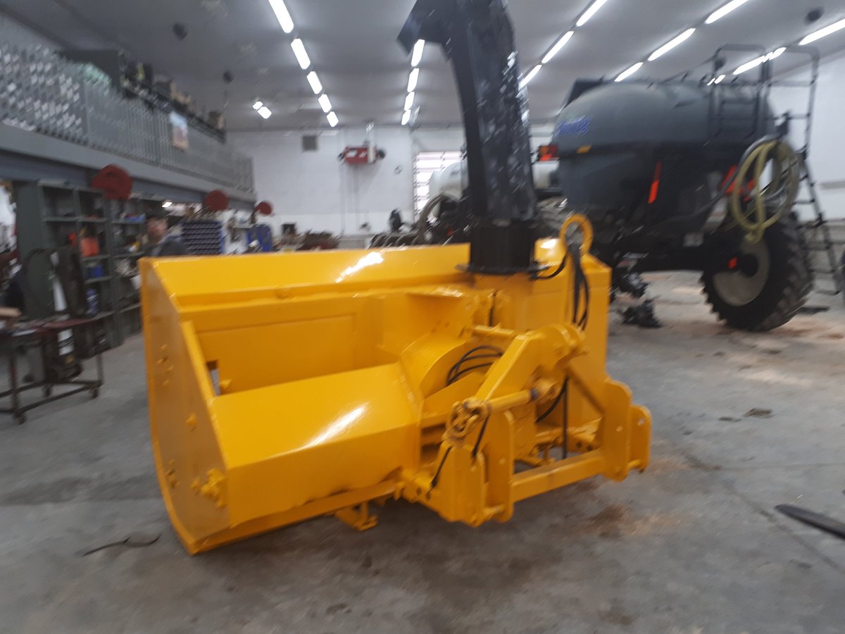 HighlandWayne's tweet photo. 10 foot custom built heavy duty Lucknow snowblower for sale -7500 or best offer https://t.co/BkofhMTwgf