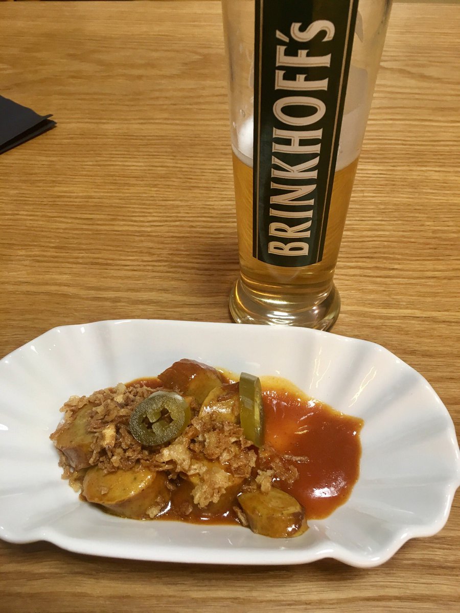 rasmus's tweet image. Beer and currywurst seems like a fitting end to #phpruhr17 and my visit to Dortmund