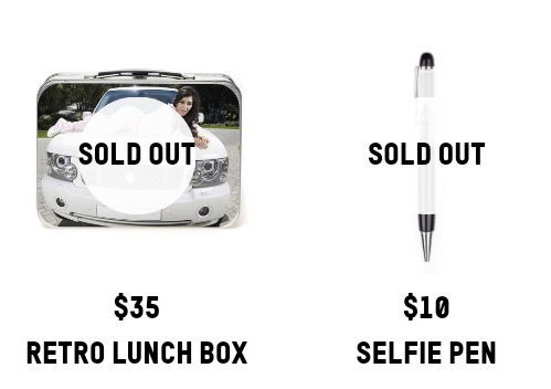 VicKardash's tweet photo. THE RETRO LUNCH BOX AND THE SELFIE PEN ARE SOLD OUT
BUY YOUR #KIMOJIMERCH ON https://t.co/bhj21szuIj
@KimKardashian https://t.co/7Z5wNy5bZ9
