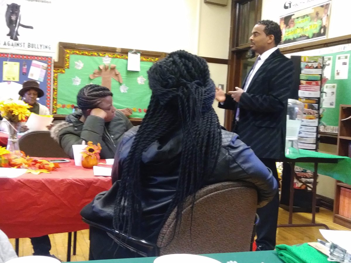 Parker_Panthers's tweet photo. Take a look at our phenomenal AP Mr. Brown presenting on Restorative Practices and Social Emotional Learning programs to our Parent Action Committee @Parker_Panthers #SocialEmotionalLearning https://t.co/azgl7LDLkM