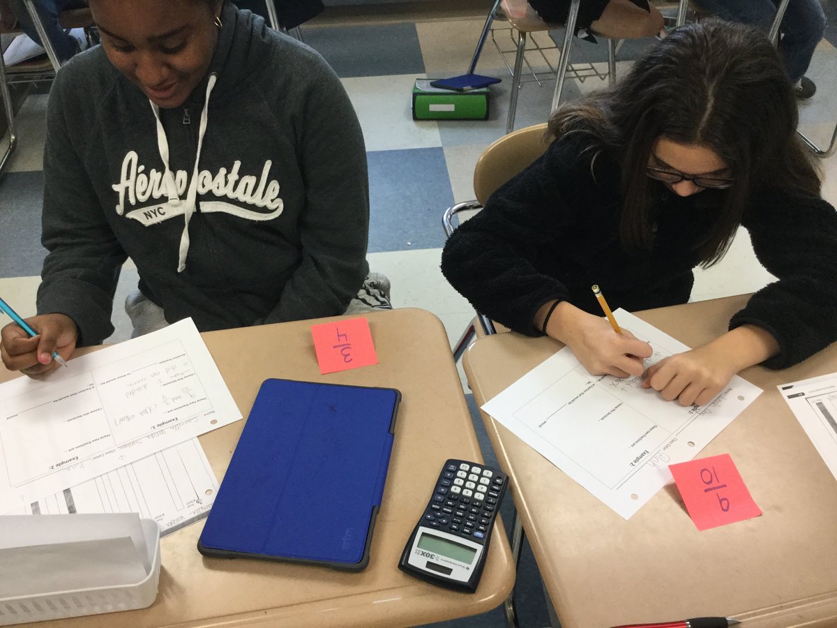 ReneeFetes's tweet photo. Students using SOS strategy "STEMMING" to create and determine if two fractions are equivalent #EIMS #SpotlightOnStrategies @AnsonEa23 https://t.co/EDkHIoJue0