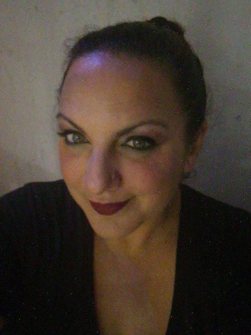 Make up done https://t.co/hZLL98zATH<a href="/tag/mvsales"class="tags"><span>#mvsales</span></a>